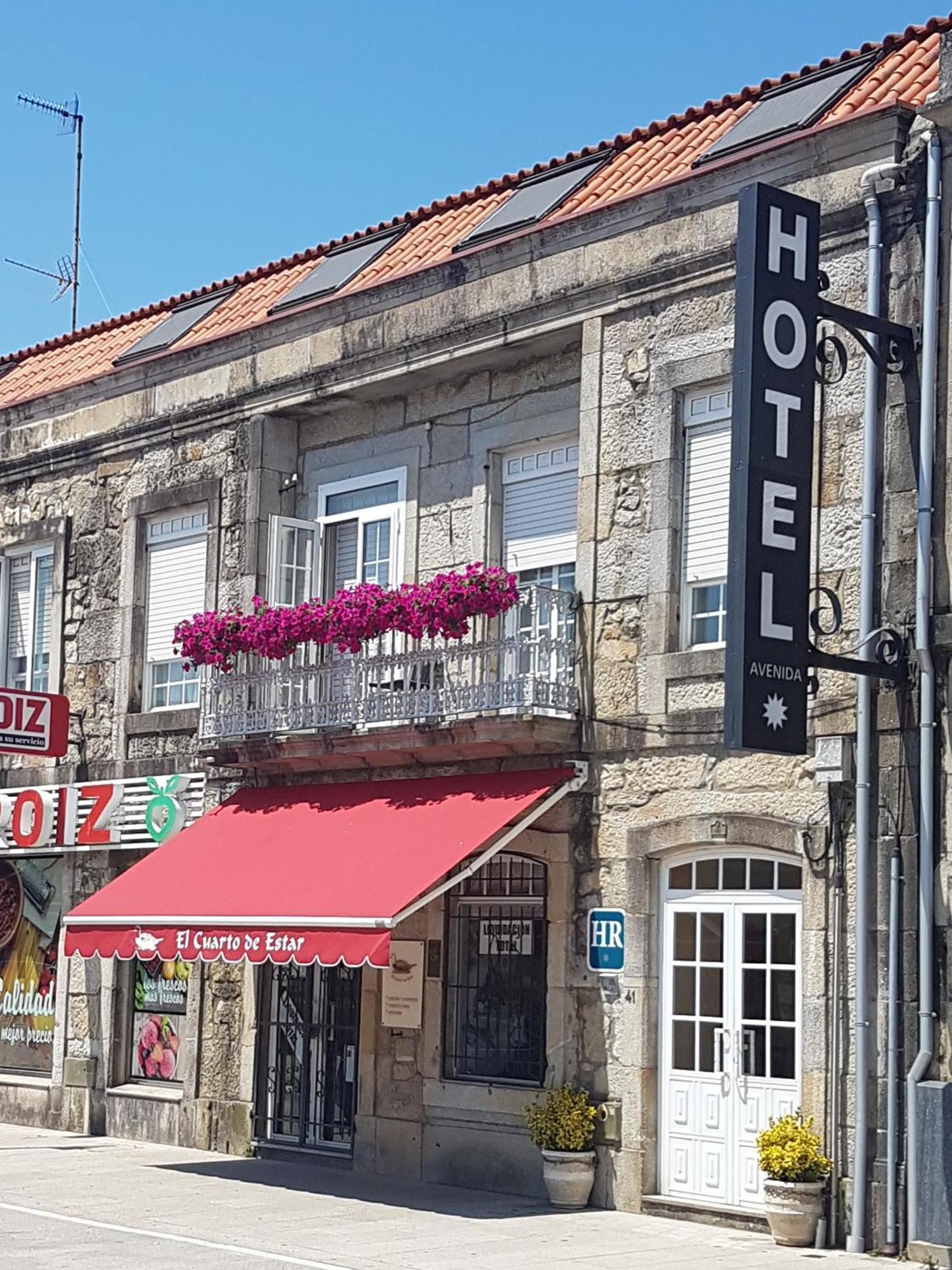 Hotel Avenida Baiona Сабарис Экстерьер фото